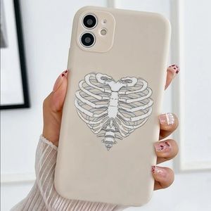 NWT IPhone 13 Pro Skeleton Heart Phone Case